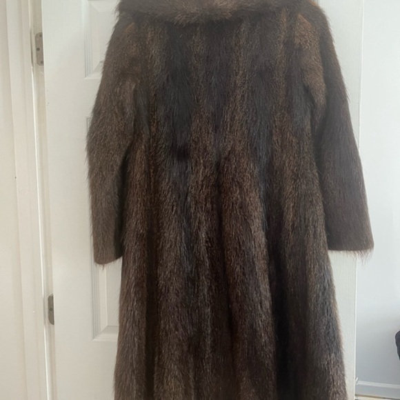 Women’s brown fox fur long coat. Style raincoat - Picture 10 of 10
